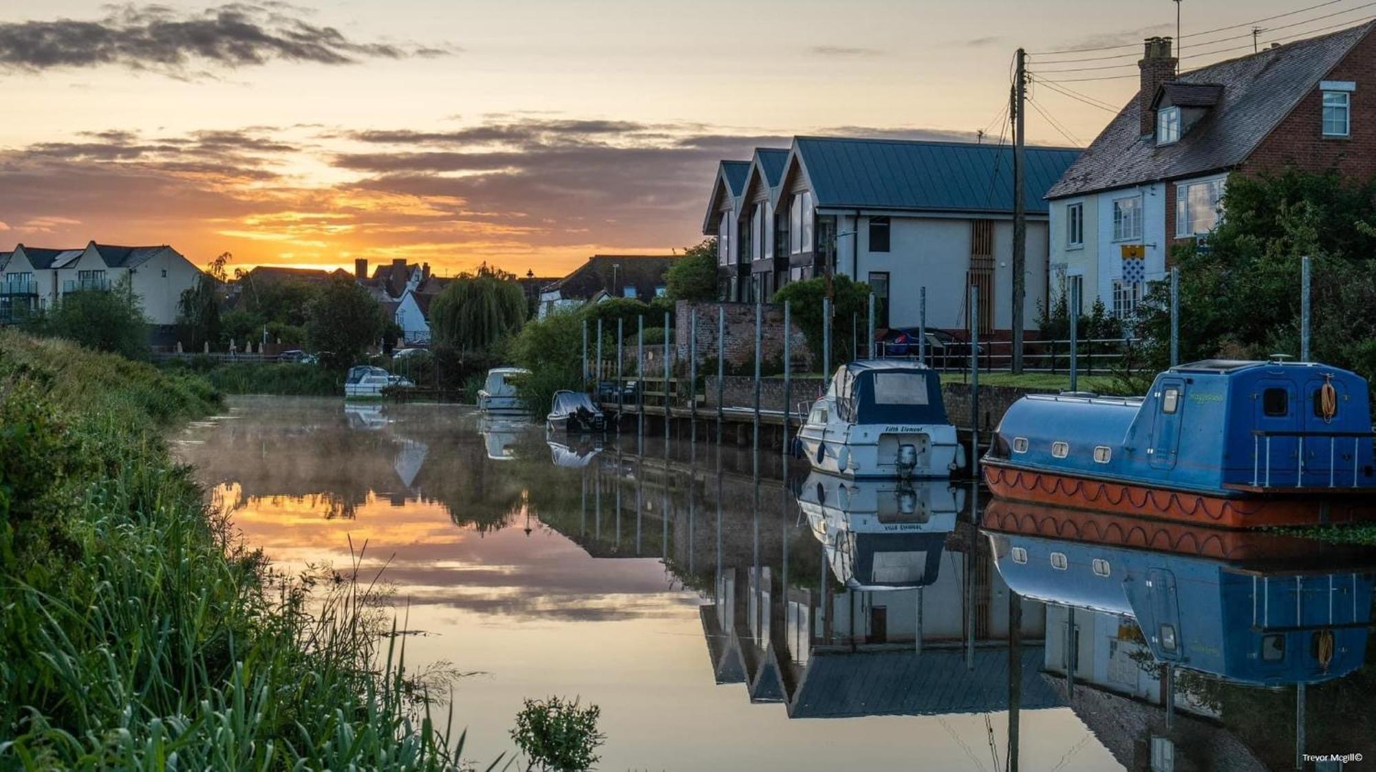 Riverside Cottage Tewkesbury Ngoại thất bức ảnh